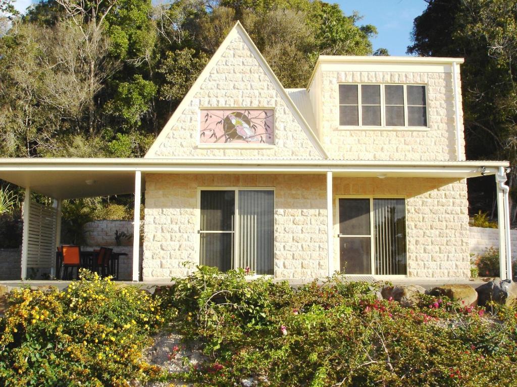 Cooroy Country Cottages Black Mountain Room photo